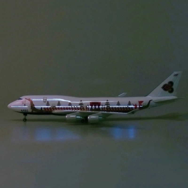 Diecast Model Air Plane Thai Airways Dragon Boat Livery Boeing 747
